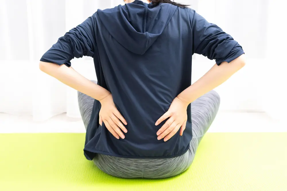 腰に負担のかからない座り方と姿勢を意識して腰痛を軽減させる方法┃静岡県　富士宮市　若葉治療院本院